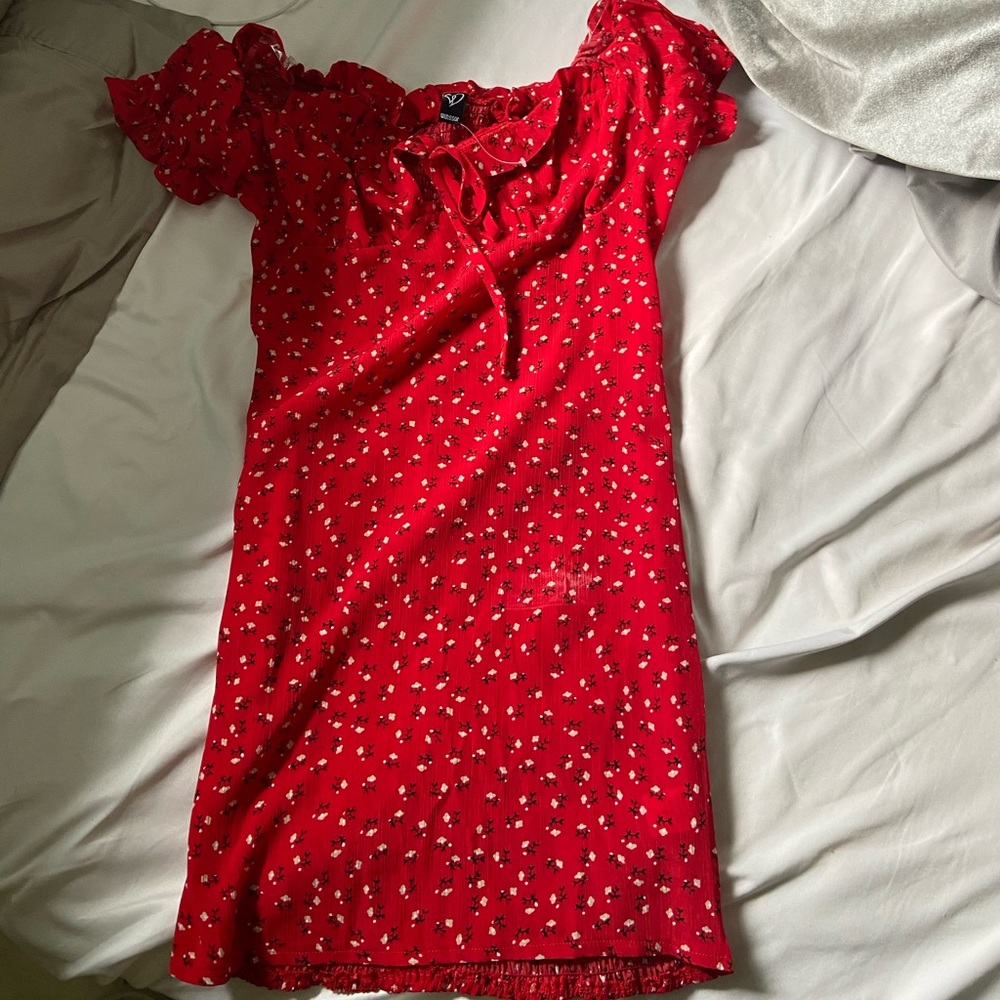 Windsor off the shoulder paisley dress